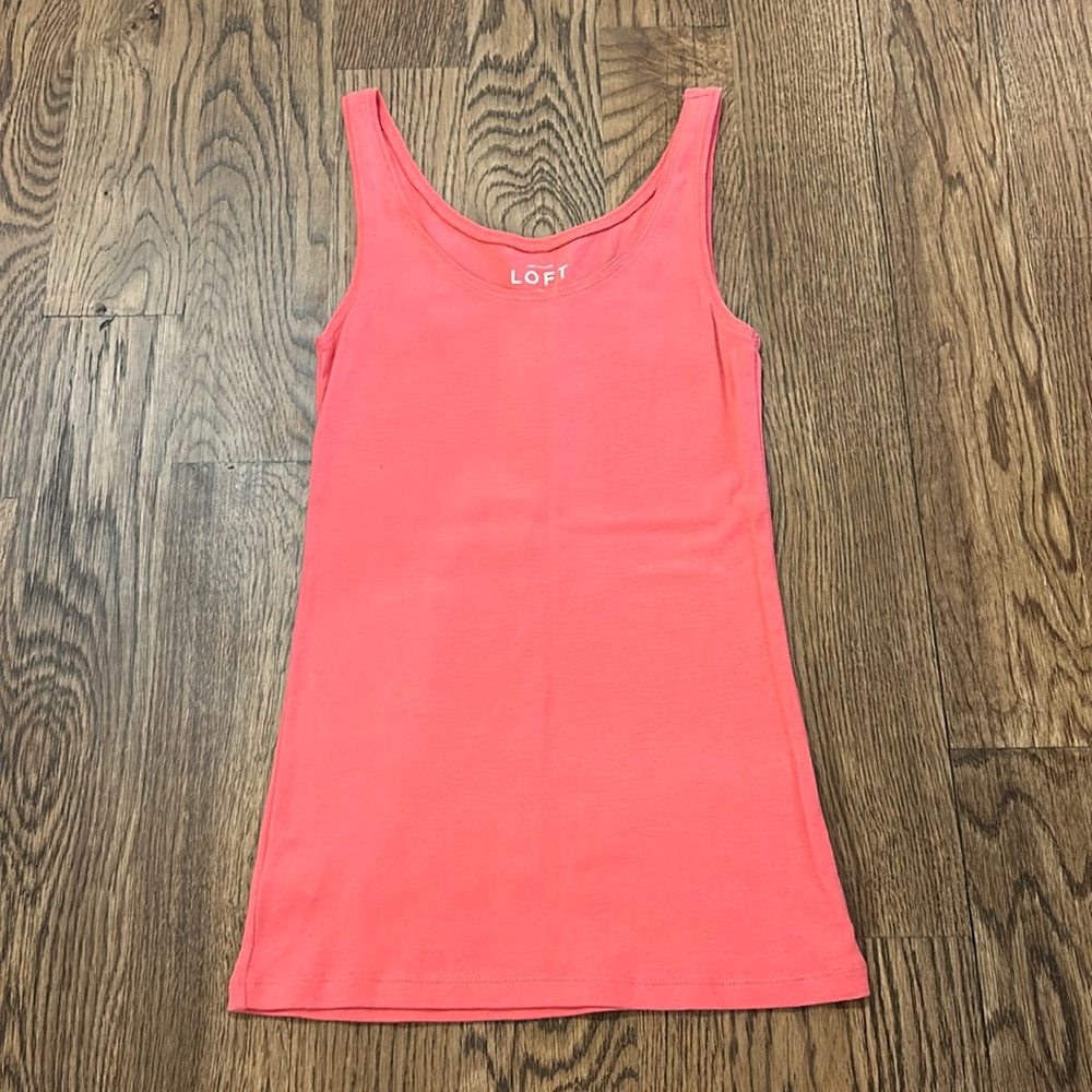 LOFT Coral Tank Top - Size S.  New without tags